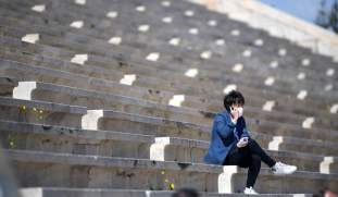 2020-03-19t112225z_829784931_rc2zmf92tz4e_rtrmadp_3_olympics-2020-flame-handover-thumb-large--2-thumb-large